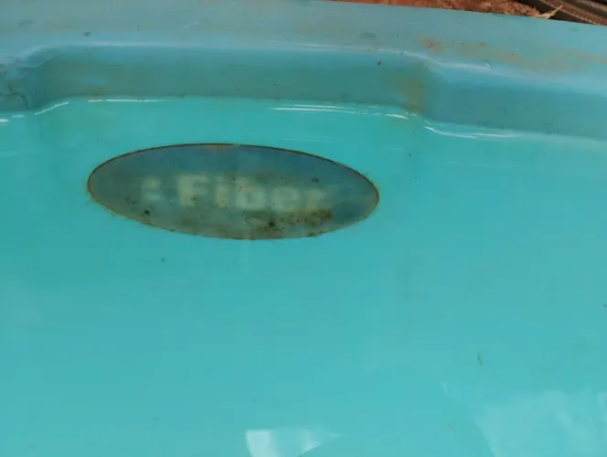 Piscina marca Fiber com degrau infantil só me chame quem realmente quer comprar excelente 