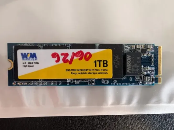 SSD Winmemory 1TB Interno M.2 2280 PCIe NVMe SWG001T Preto