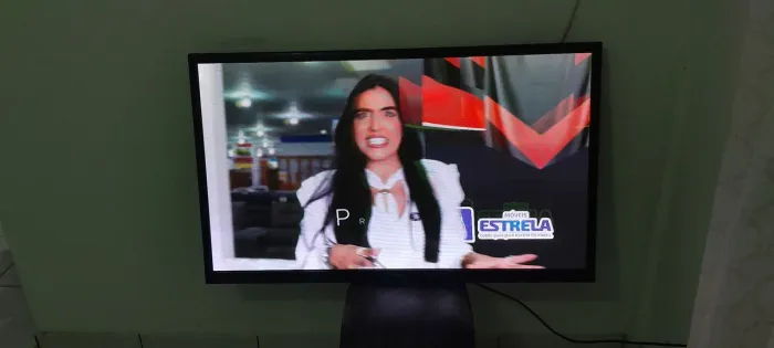 Tv digital 55 Samsung com controle sem detalhes nao é SMART