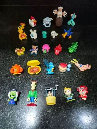 Coleção vintage 25 brinquedos Kinder ovo
