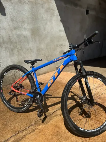 Bicicleta GTI aro 29 com mt 200 ,passa cartão com juros up up up !