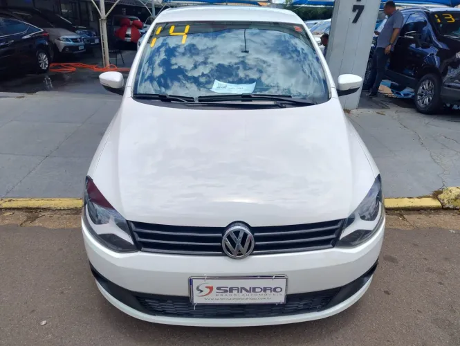 Volkswagen Fox 1.0 MI Total Flex 8V 5P 2014