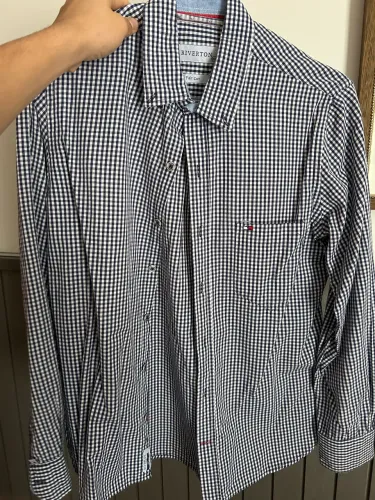 Camisa riverton tamanho P importada xadrez nunca usada