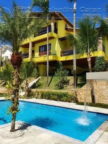 Casa em Condomínio no Jardim Fazenda Rincão.