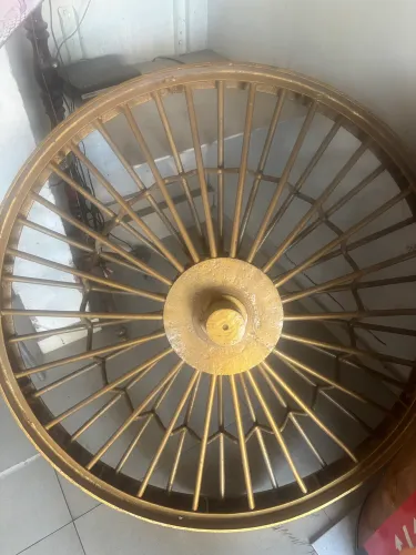VENDE-SE RODA DE FERRO (CANHÃO)