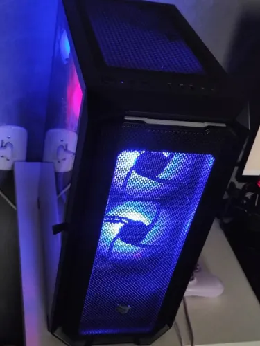 Computador PC Gamer Ryzen 3700X RX7600 16GB RAM + Brinde