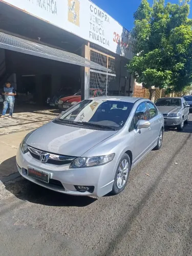 Honda Civic Sed. Lxl/lxl SE 1.8 Flex 16V Mec. 2011
