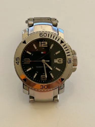 Relógio Tommy Hilfiger Diver (Th1790824)