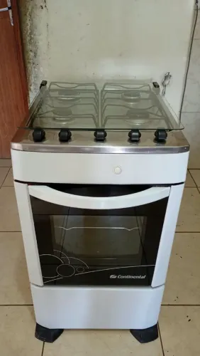 Fogão 4 bocas Continental...Automático!!!