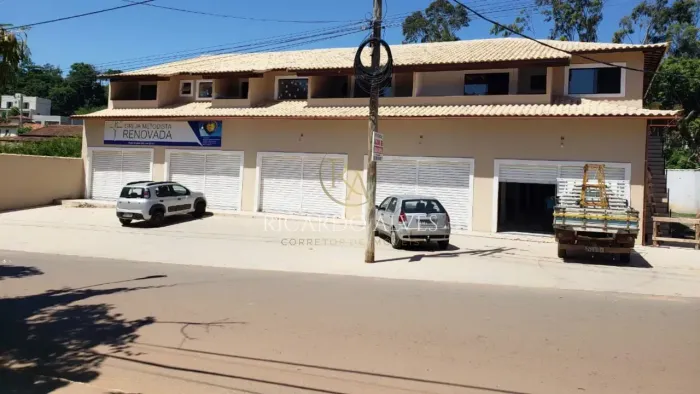 Loja em Búzios no bairro Rasa em rua principal