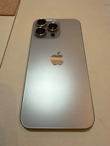 Iphone 15 Promax 256 GB muito novo