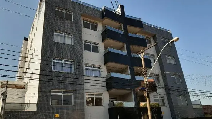 Área Privativa, Apto 03 qtos, suíte, sala 03 ambientes, elevador social, Ótima localização