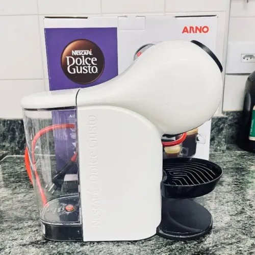 Cafeteira Arno Dolce Gusto Genio S 127v Impecavel na Caixa