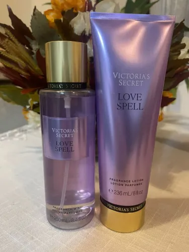 Victoria's secrets LOVE SPELL