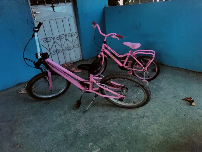 Vendo duas bicicletas, aro 20 e aro 16 por R$500,00