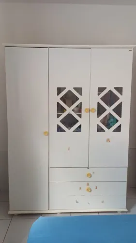 Guarda roupa infantil 