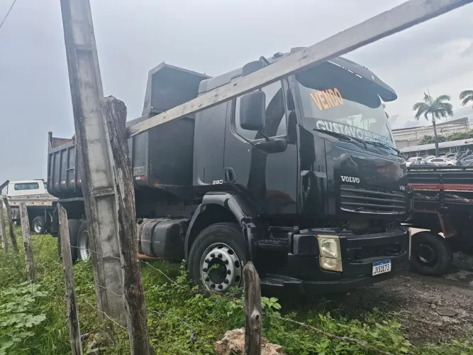 Volvo VM 260 Caçamba basculante 2008