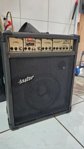 Caixa Amplificada Master MU 200 - Versátil, com USB, SD e Microfone