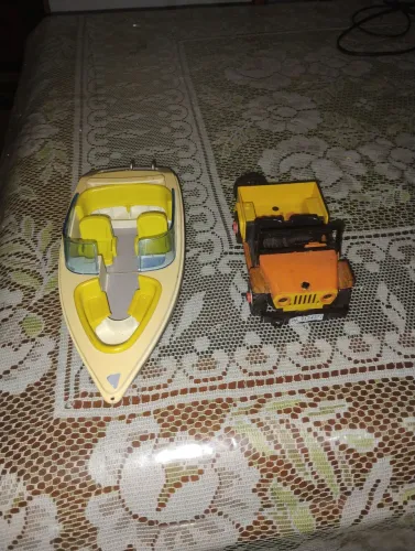 Vendo uma coleção de brinquedos dos Playmobil antigo dos anos 80