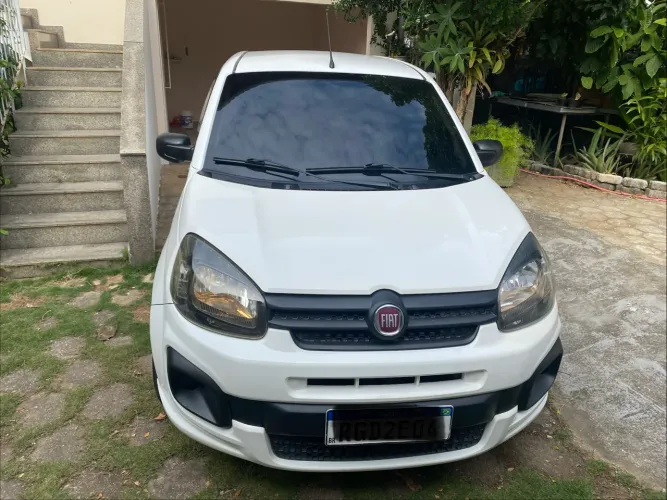 Fiat Uno Attractive 1.0 EVO Fire Flex 8V 5P 2021