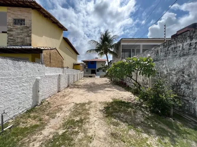 Casa na praia do poço em cabedelo PB, 5/4 climatizados bem localizada 200 m da praia . 