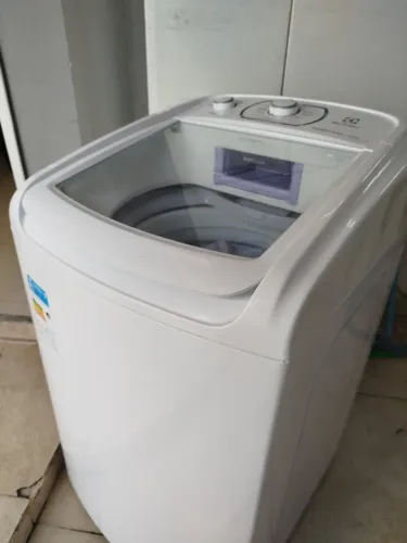 Máquina de Lavar Electrolux 11kg Essential Care (LES11)