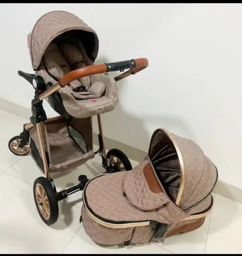 Carrinho de bebê+ andador