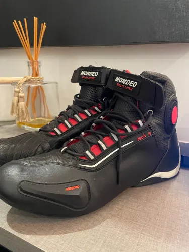 Bota para moto Mondeo