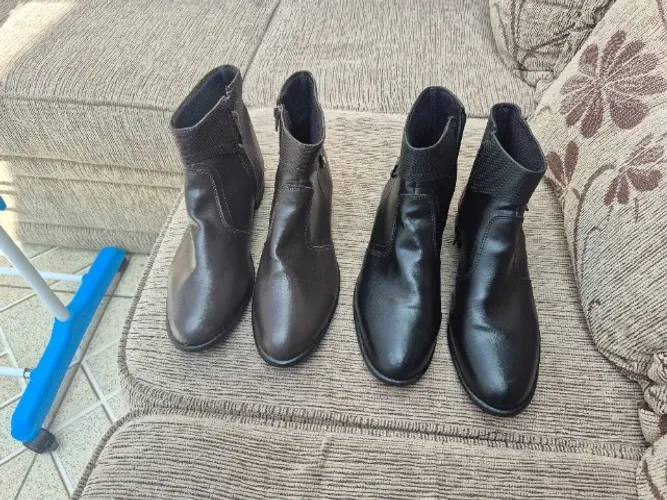 Kit de botas marrom e preta 100