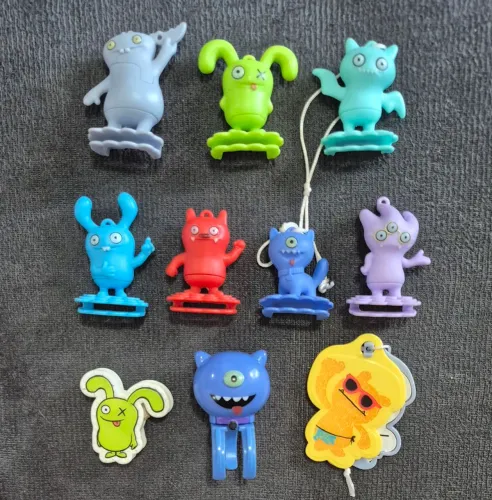 Lote com 10 personagens Kinder Ovo Ugly Dolls