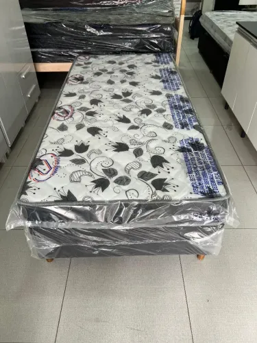 Conjunto Box de Solteiro Novo com Colchão que Suporta até 100 Kg