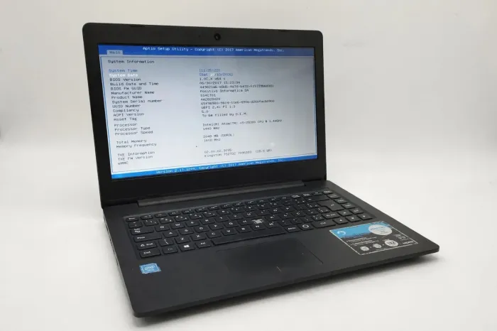 Notebook positivo semi novo 500 reais