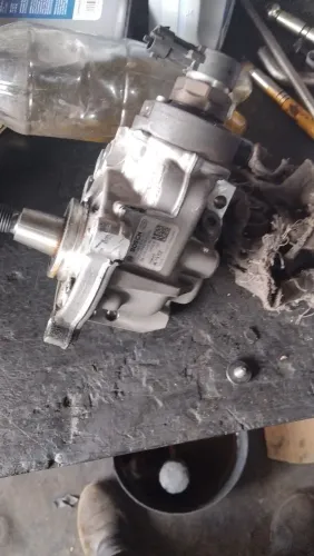 Bomba de alta da citroen jumpy 1.5 seminova