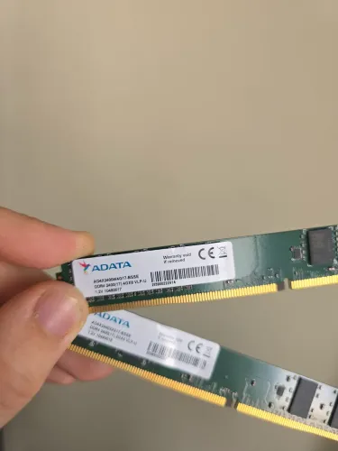 Memória ram 8GB DDR4 2x4 crucial