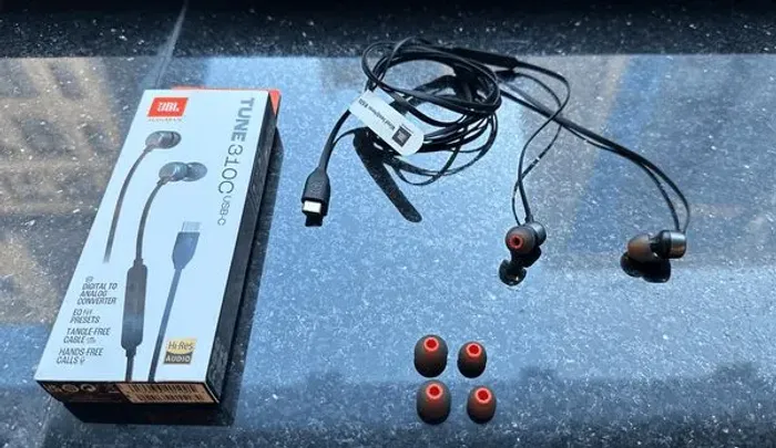 FONE JBL TUNE 31P USB-C - ORIGINAL LACRADO