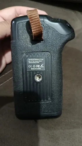 Bg1F-Battery Grip