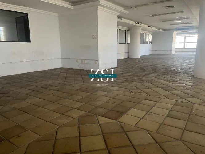 Conjunto Comercial com 500 m², na Avenida Dantas Barreto, Ed Tiradente, Venda