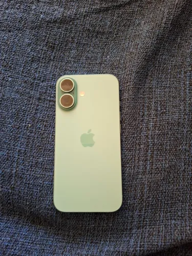 IPHONE 16