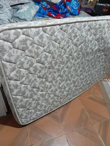 Cama madeira solteiro com coxao