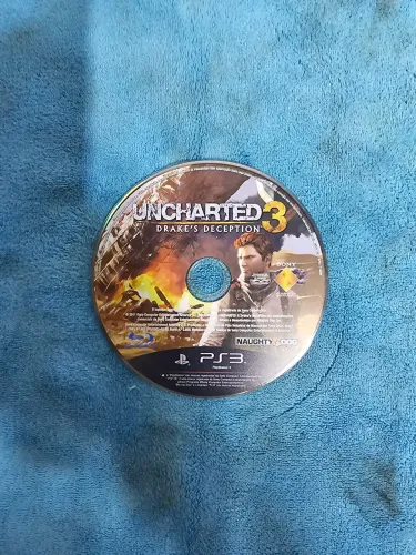 Jogo uncharted 3para ps3 só o disco