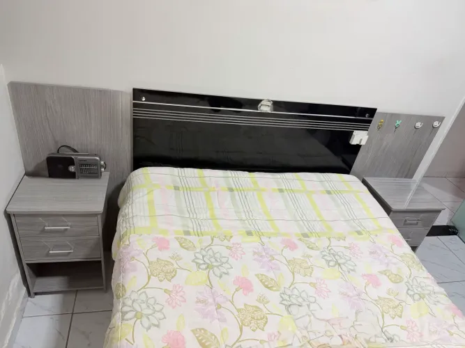 Armário + cabeceira de cama + painel