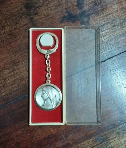 Chaveiro Antigo Religioso Nossa Senhora Alpaca DBP Com Estojo