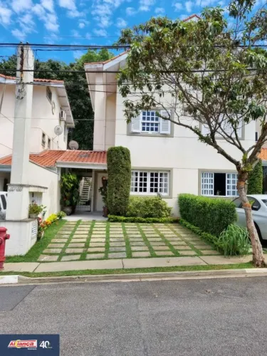 SOBRADO DE CONDOMINIO COM 3 DORMITÓRIOS SENDO 1 SUITE A VENDA, 168m° - PONTE GRANDE - GUAR