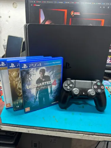PS4 Slim Preto 1TB | 1 Controle + 3 Jogos
