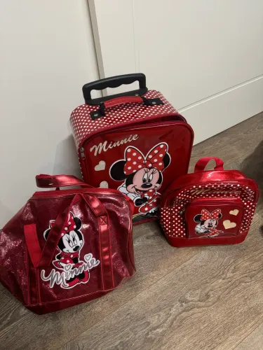 Kit Minnie Mouse Original Disney 3 Peças - Mala de Rodinhas + Mochila + Bolsa de Viagem