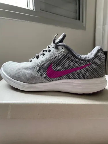 Tênis Nike Original Nº 38 Cinza | Super Confortável