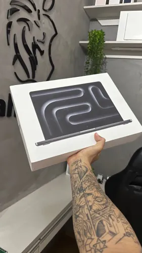 MacBook Pro M5 14? 24gb/1TB (NOVO)