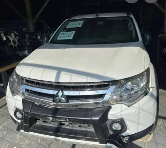 SUCATA L200 triton!