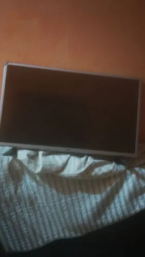 Vendo televisão smartphone 32 polegadas LG