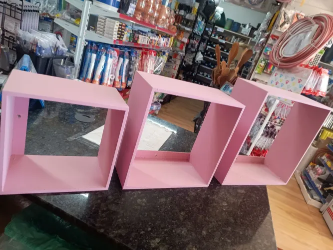 Nichos rosa com 3 peças 